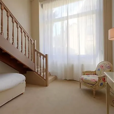 فندق Le Renoir سارلات
